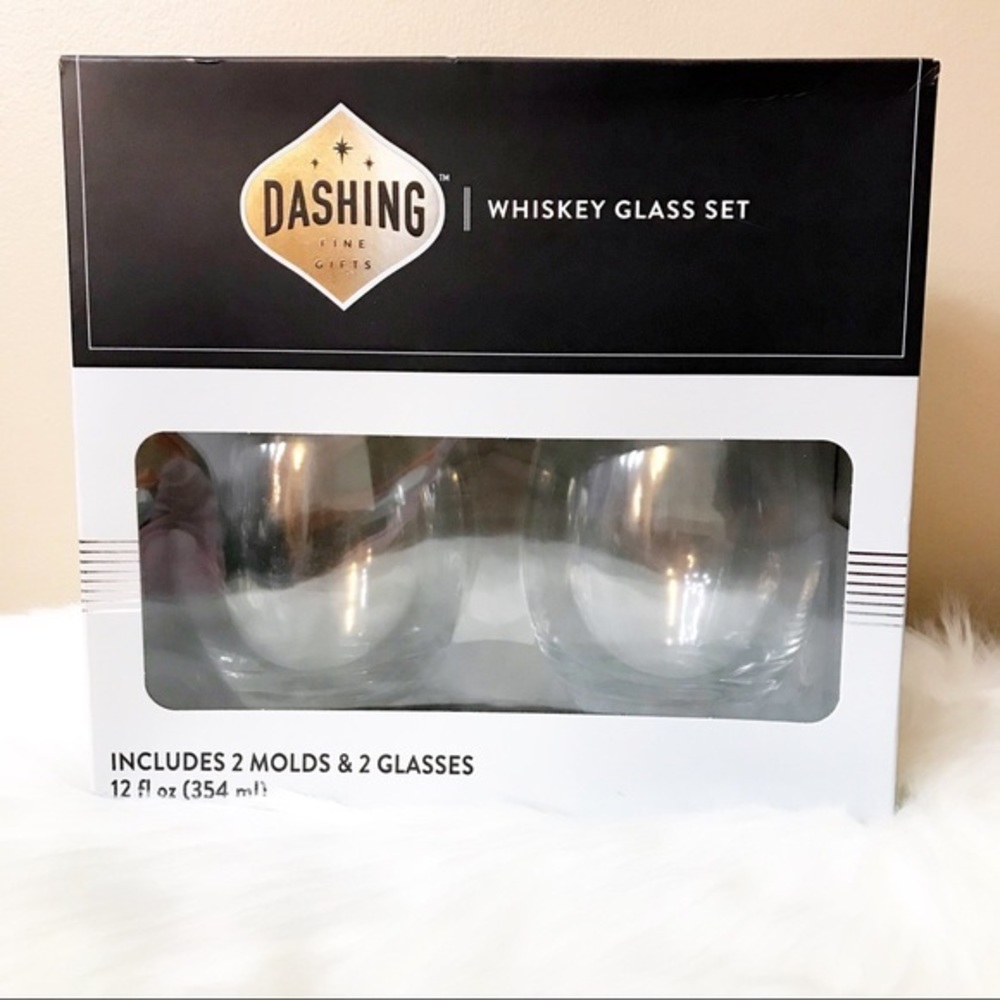 Dashing Whiskey Glass Set, NIB